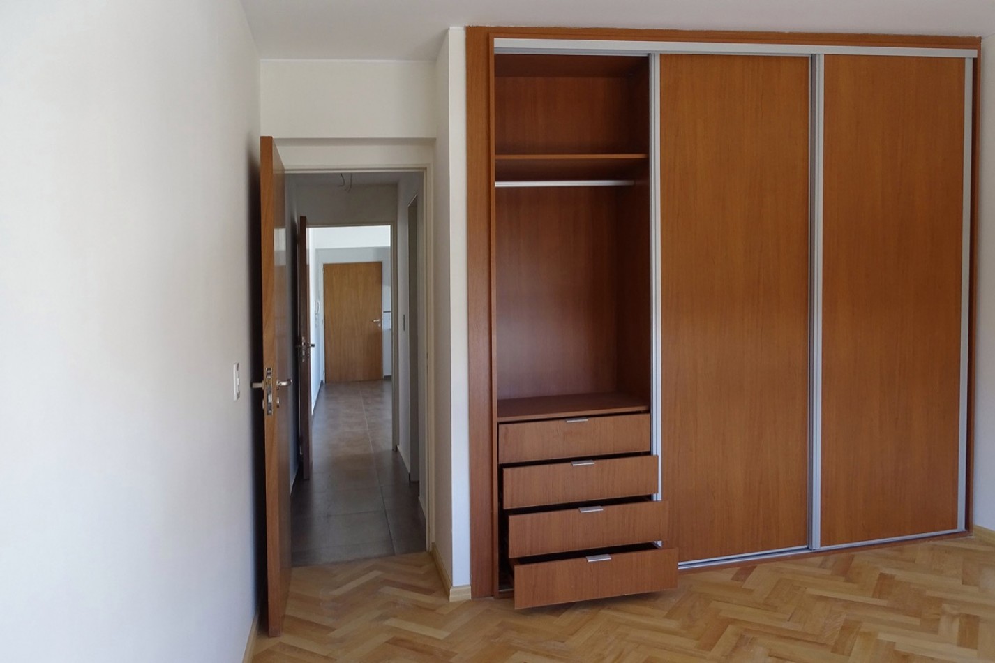 Departamento de 1 dormitorio en Ituzaingó 236