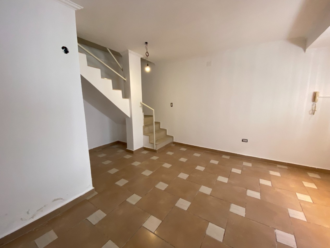 Departamento interno 2 dormitorios Jose Ingenieros 900