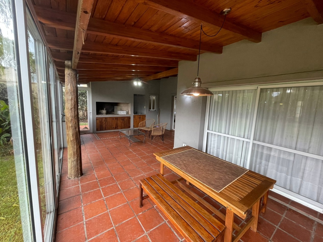 Casa en Alquiler Barrio cerrado Cadaques Funes