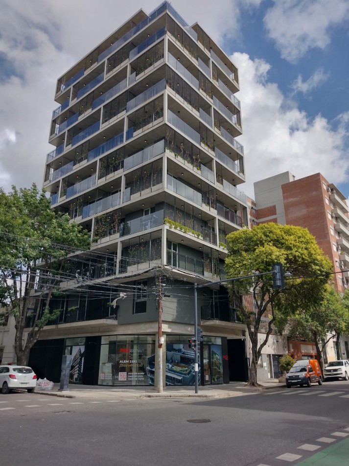 Departamentos uno y dos dormitorios en Venta en Alem 2392