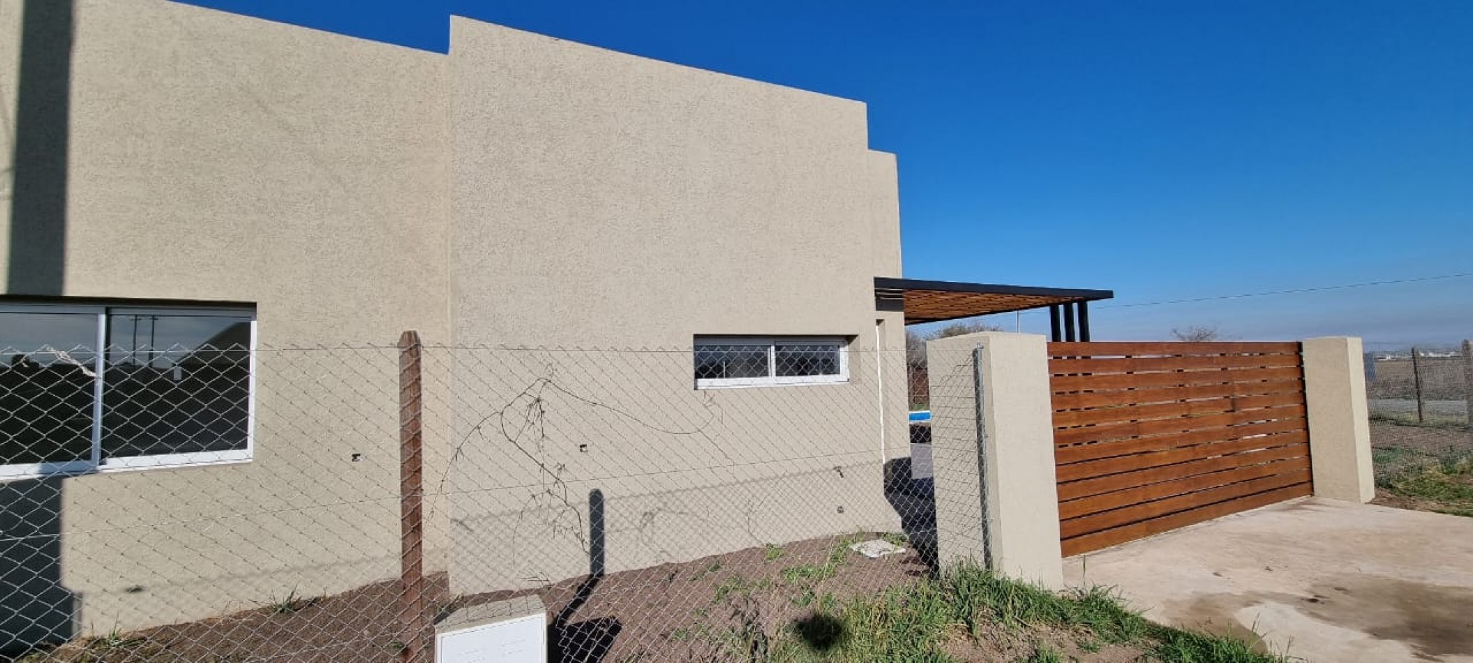 Casa en Venta Funes Town