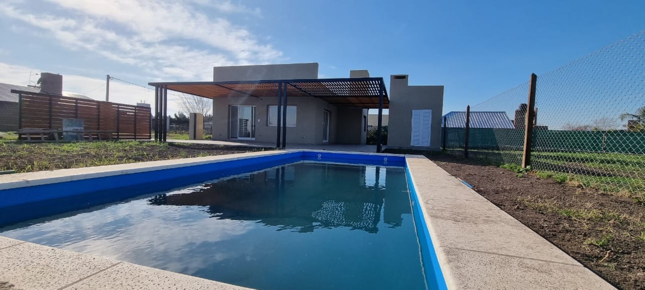Casa en Venta Funes Town