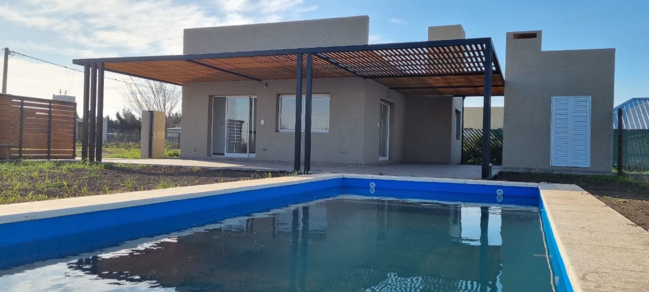 Casa en Venta Funes Town
