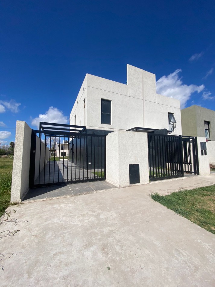 FUNES NORTE . CASAS TERMINADAS CON FINANCIACION Y ENTREGA INMEDIATA