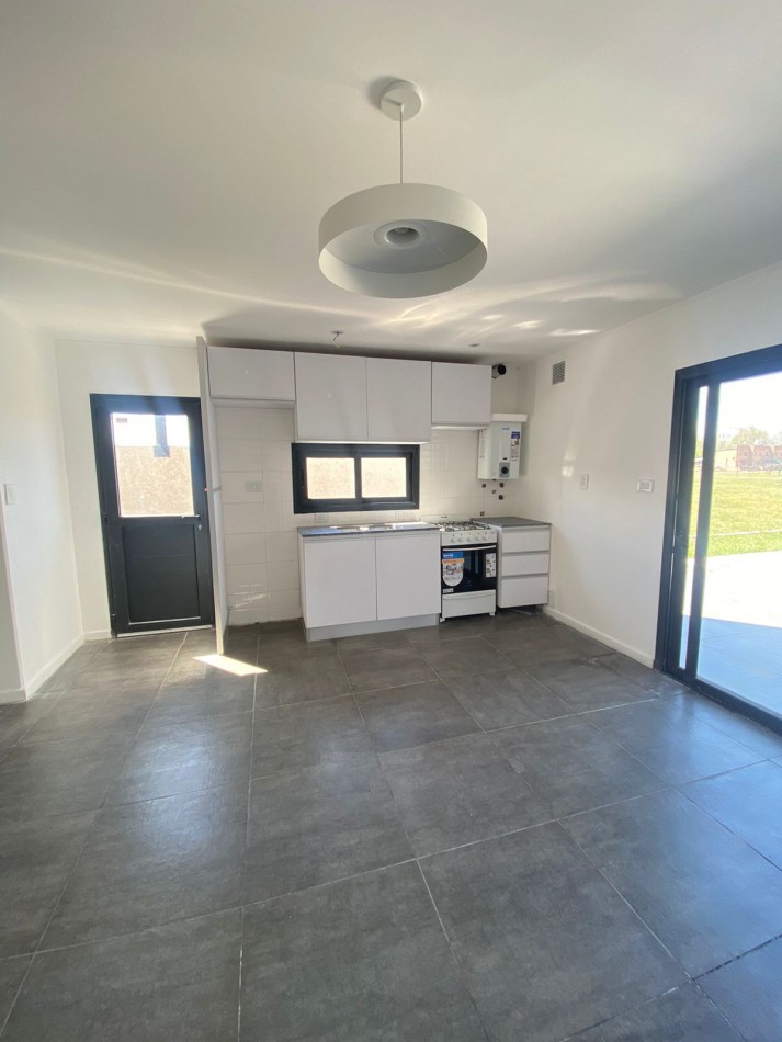 FUNES NORTE . CASAS TERMINADAS CON FINANCIACION Y ENTREGA INMEDIATA