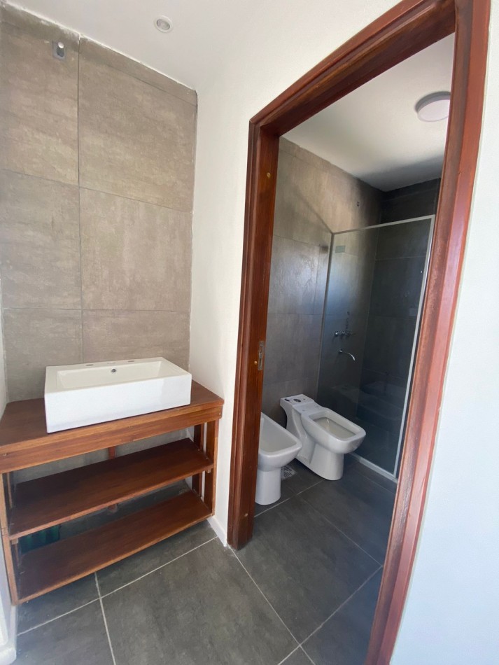 FUNES NORTE . CASAS TERMINADAS CON FINANCIACION Y ENTREGA INMEDIATA