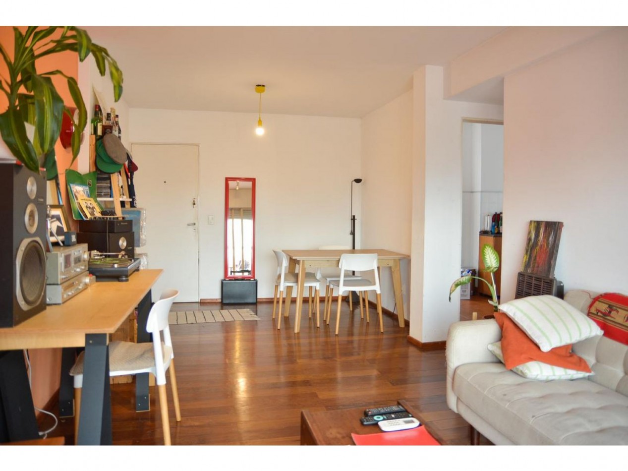 Departamento 2 dormitorios Buenos Aires 1630