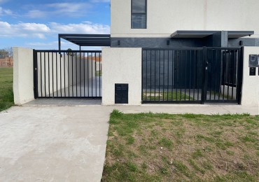 FUNES NORTE . CASAS TERMINADAS CON FINANCIACION Y ENTREGA INMEDIATA